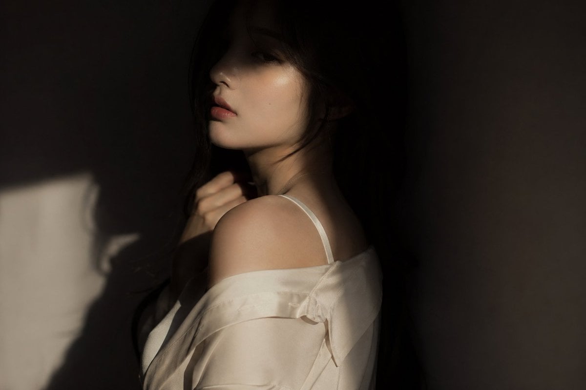 Cinematic Korean Idol Editorial Portrait · BubbleBrain