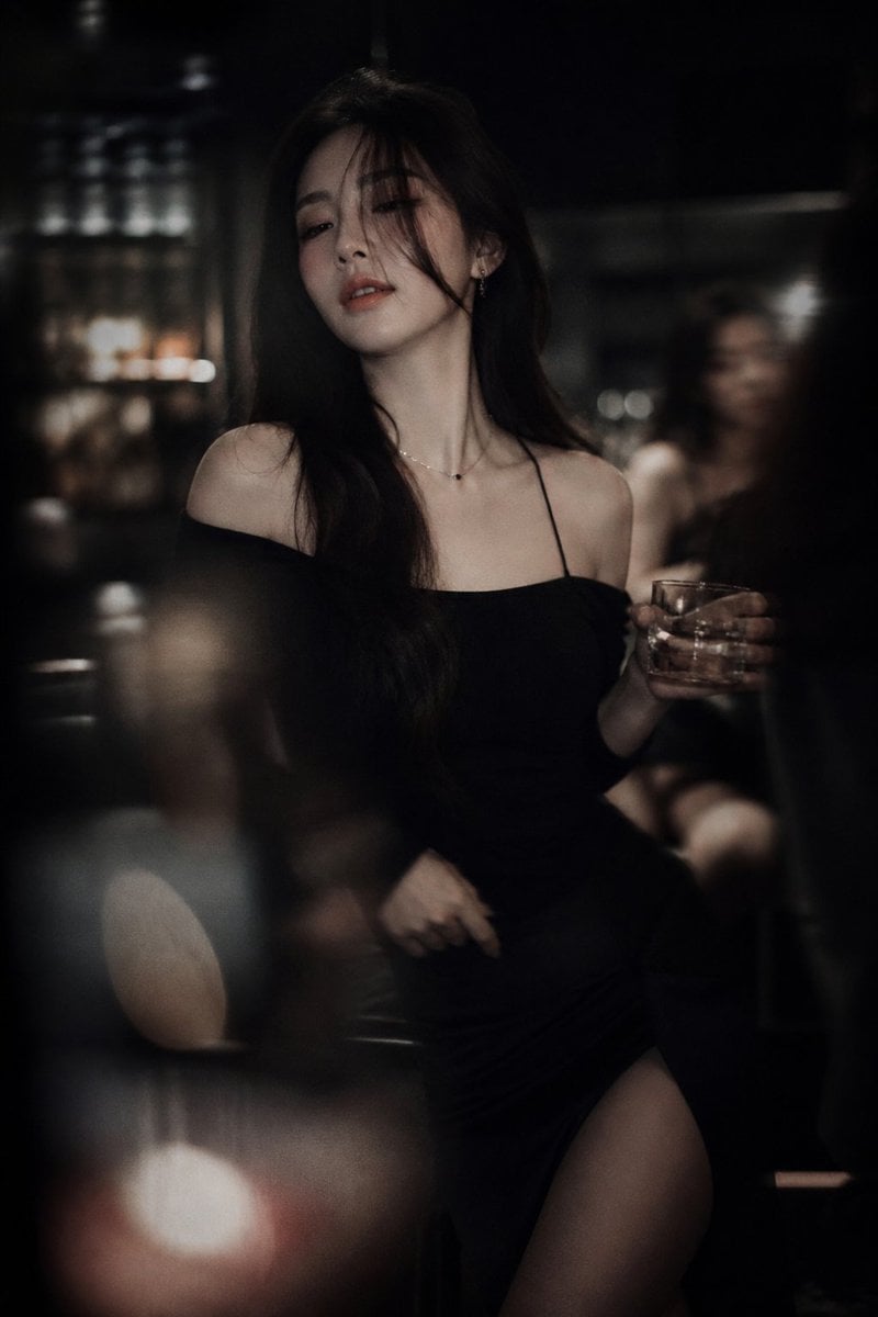 Cinematic Korean Idol Portrait Template · BubbleBrain